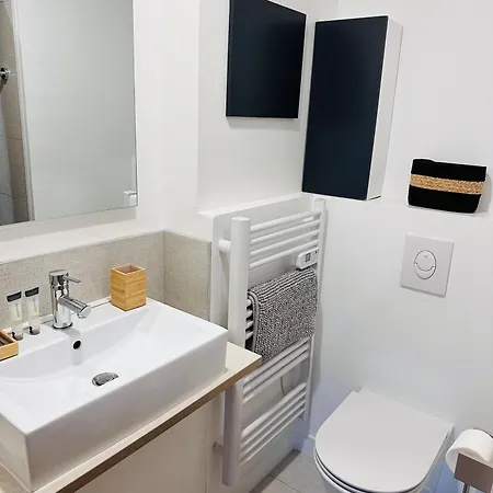Apartamento 3 Etoiles Terrasse Ou Patio Intra-muros Aigues-Mortes