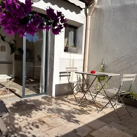 3 Etoiles Terrasse Ou Patio Intra-muros איגוס-מורטס