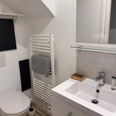 3 Etoiles Terrasse Ou Patio Intra-muros Aigues-Mortes