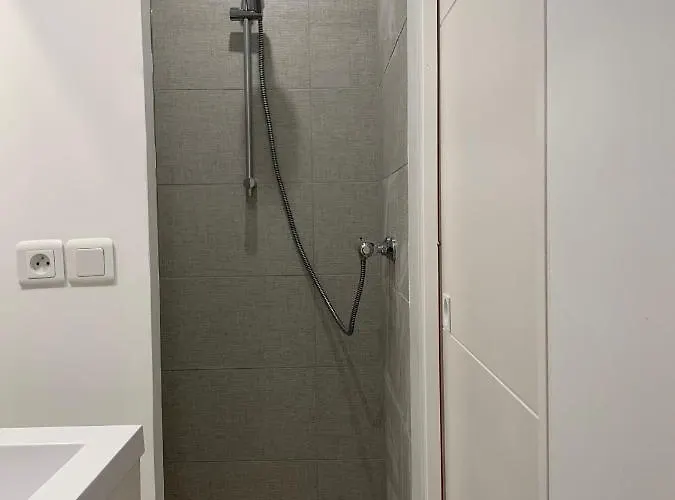 3 Etoiles Terrasse Ou Patio Intra-muros Appartement Aigues-Mortes