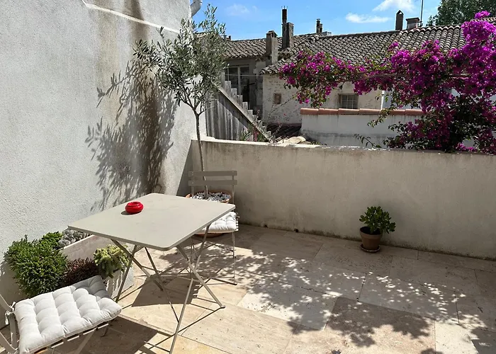 3 Etoiles Terrasse Ou Patio Intra-muros